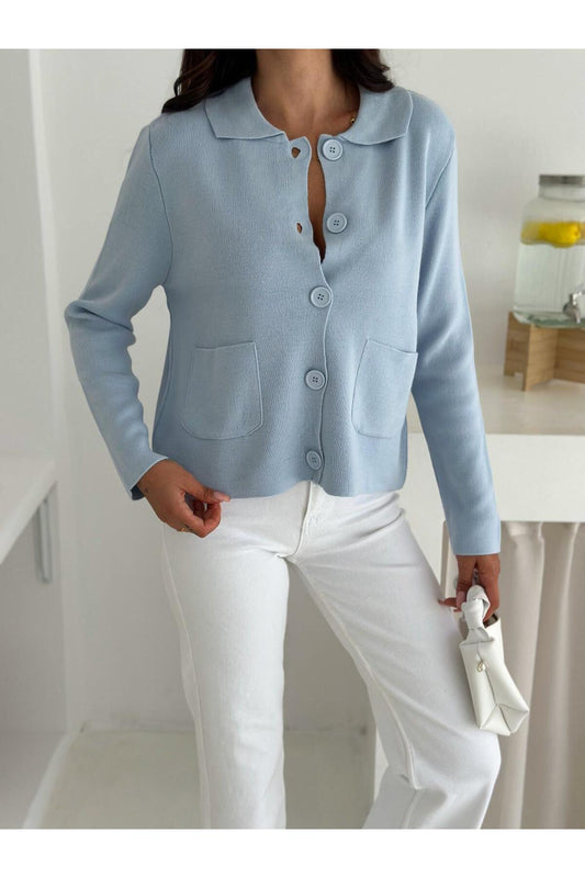 Bebek Yakalı Cepli Düğmeli Kısa Triko Hırka