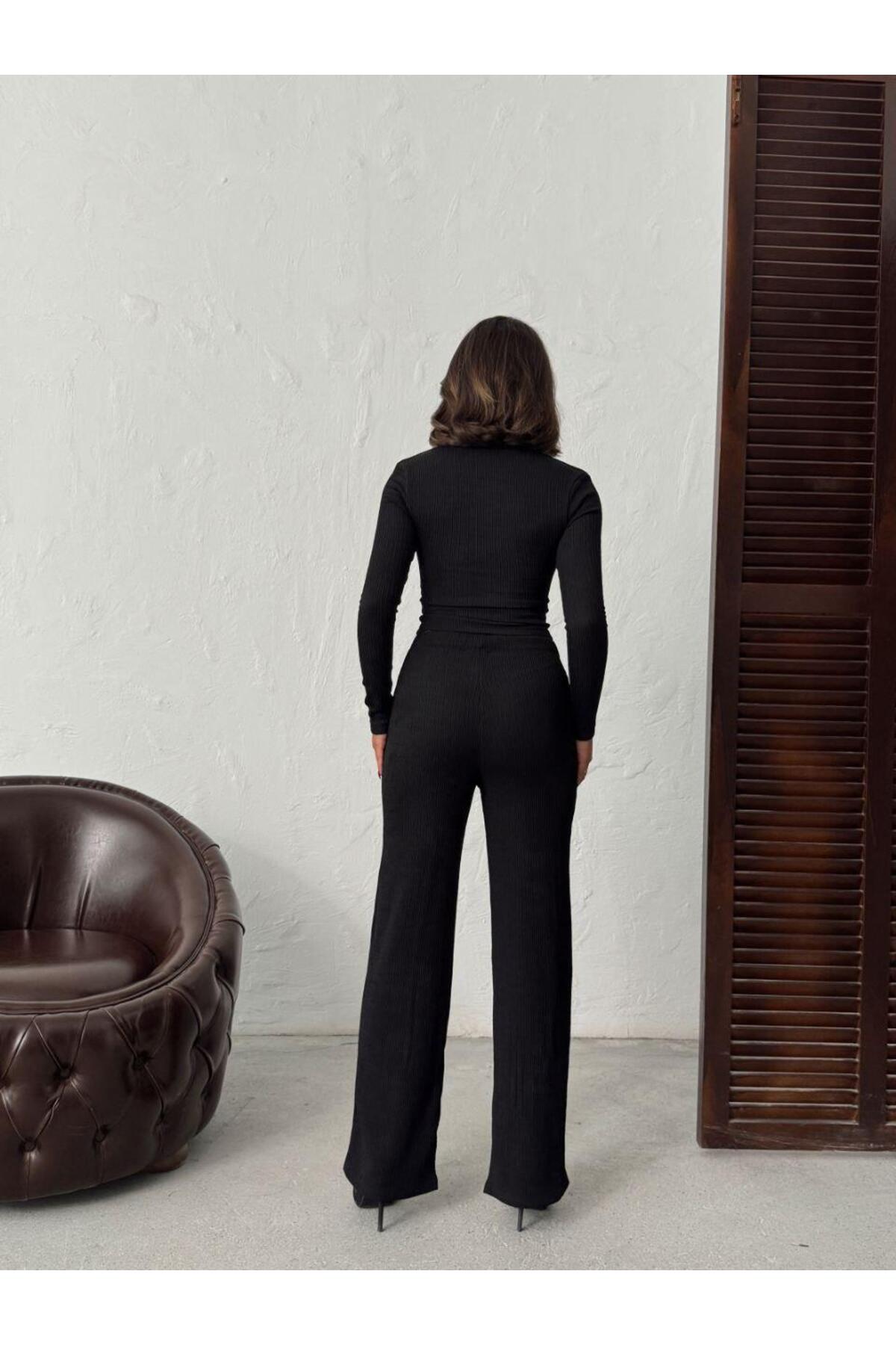 Güneş Broşlu Meloni Kumaş Kare Yaka Crop Alt-Üst Takım