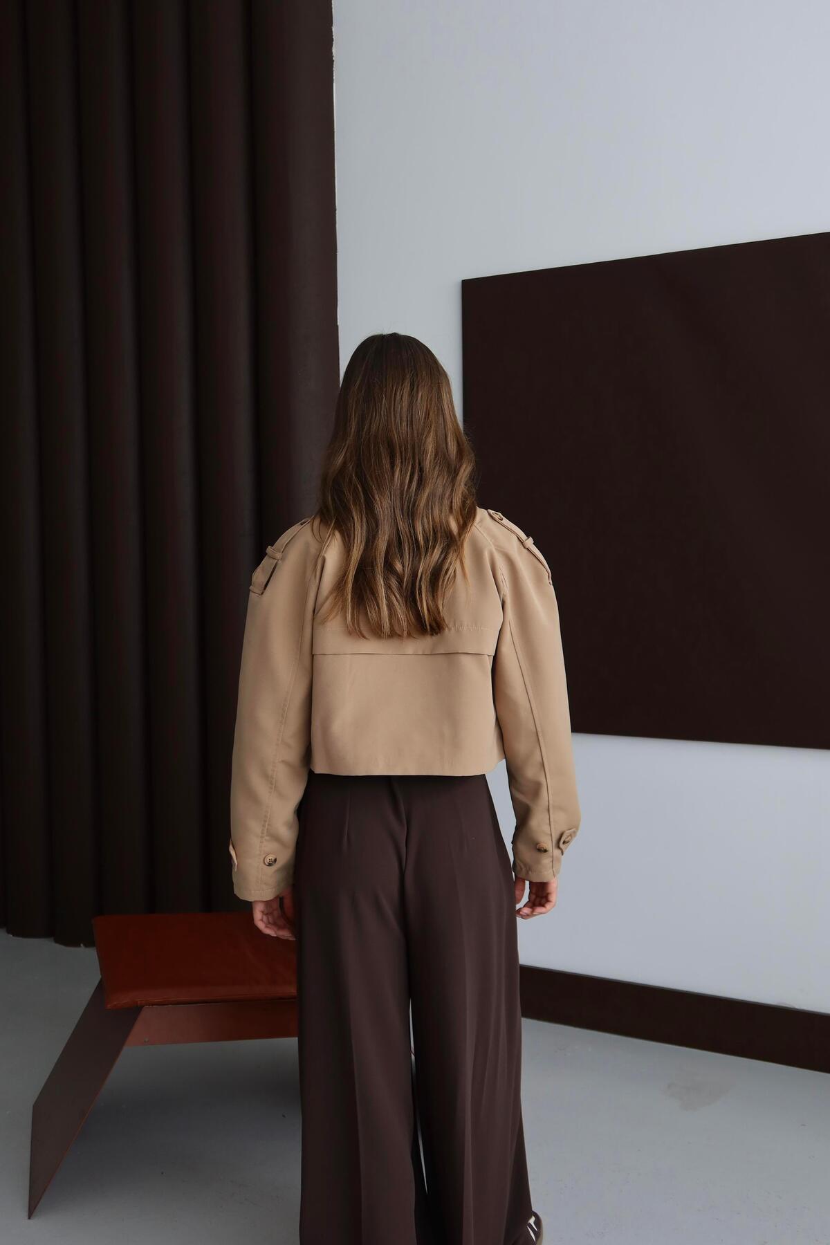 Kısa Kruvaze Crop Trençkot