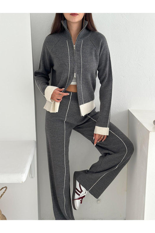 Kontrast Dikişli Çift Yönlü Fermuarlı Dik Yakalı Triko Takım