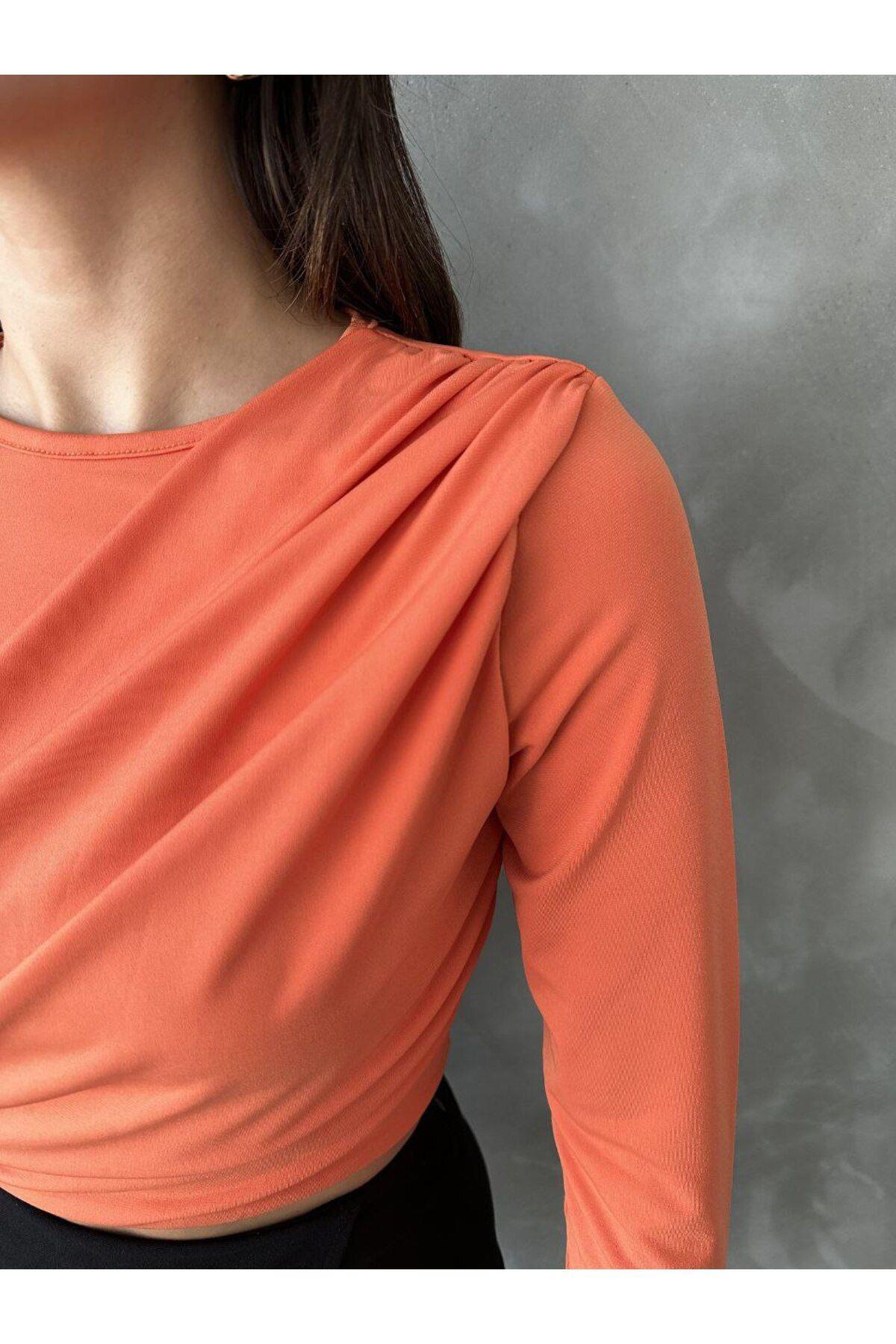 Uzun Kol Crop Bluz