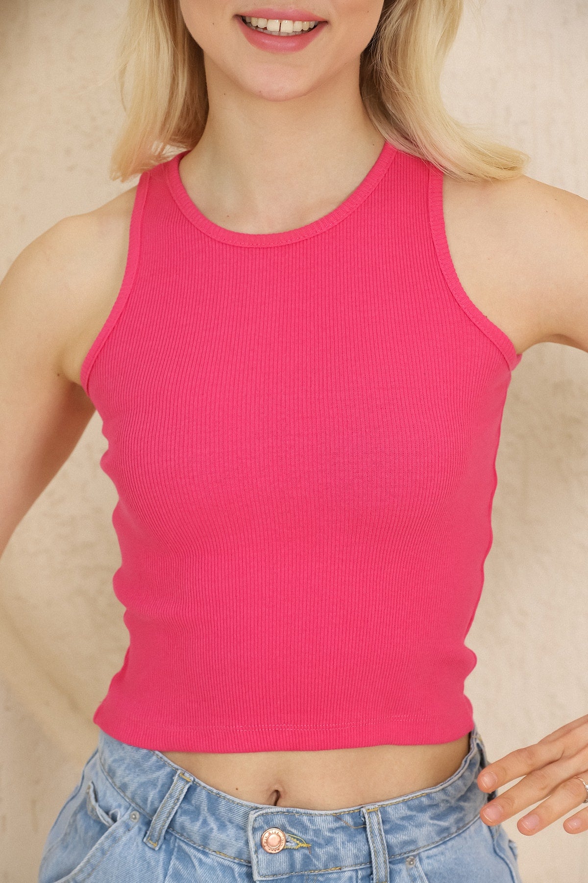 Basic Crop Fitilli Halter Yaka Esnek Crop Atlet