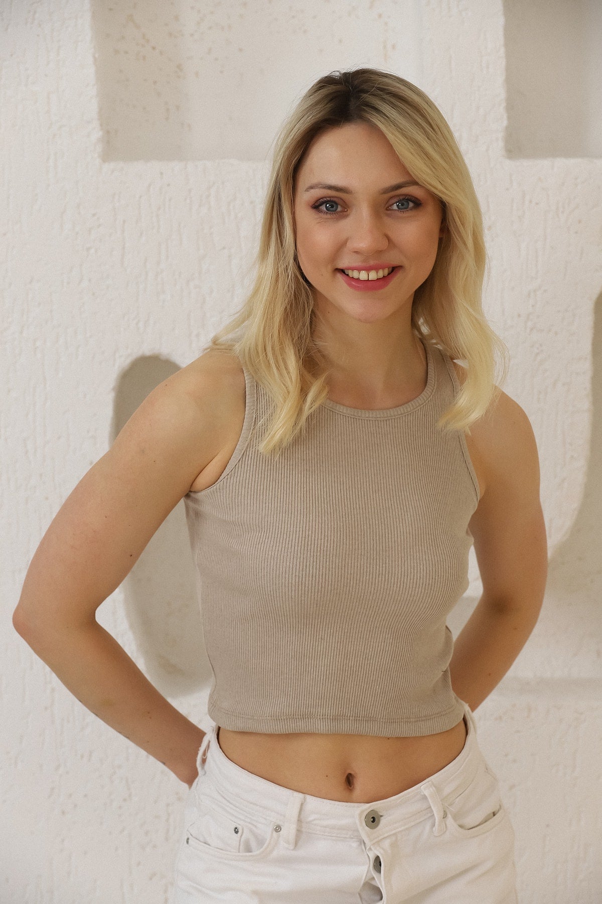 Basic Crop Fitilli Halter Yaka Esnek Crop Atlet