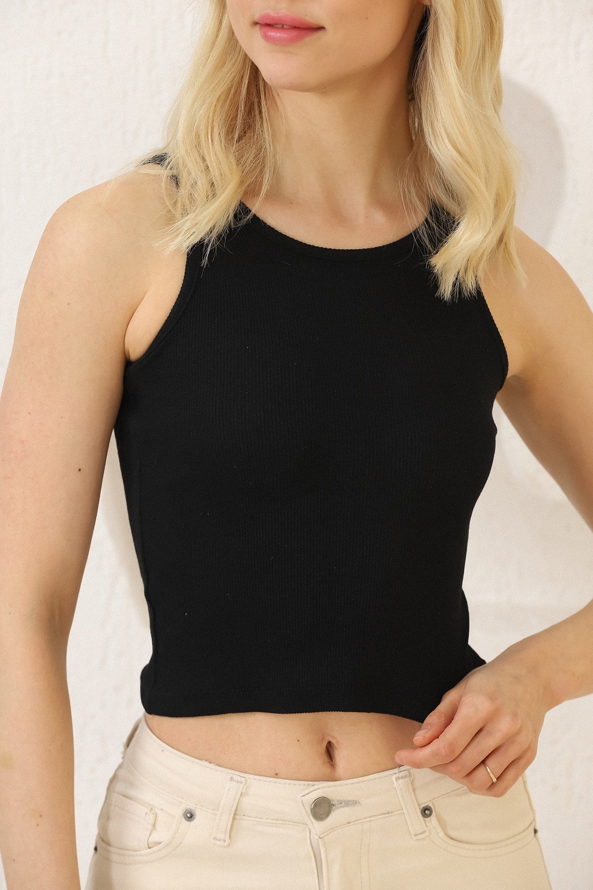 Basic Crop Fitilli Halter Yaka Esnek Crop Atlet