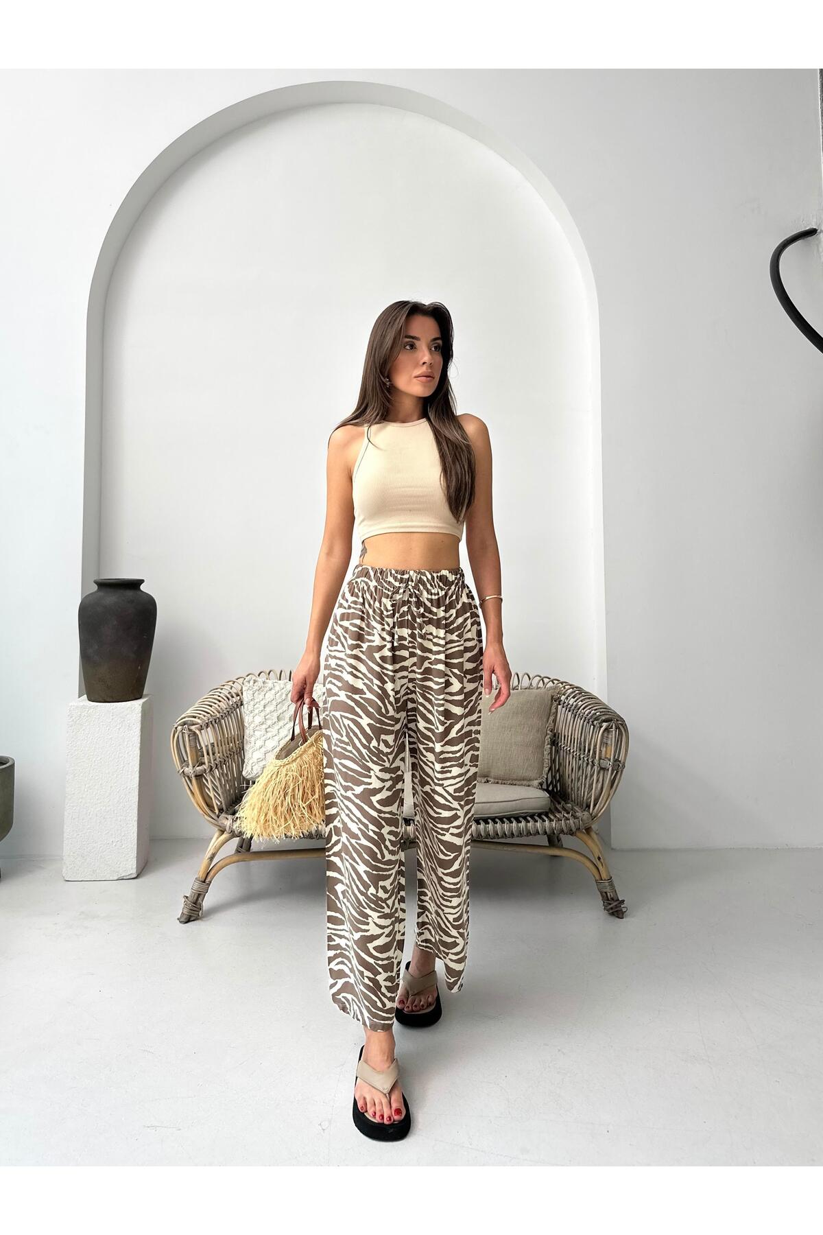 Bej Zebra Desenli Bol Paça Pantolon