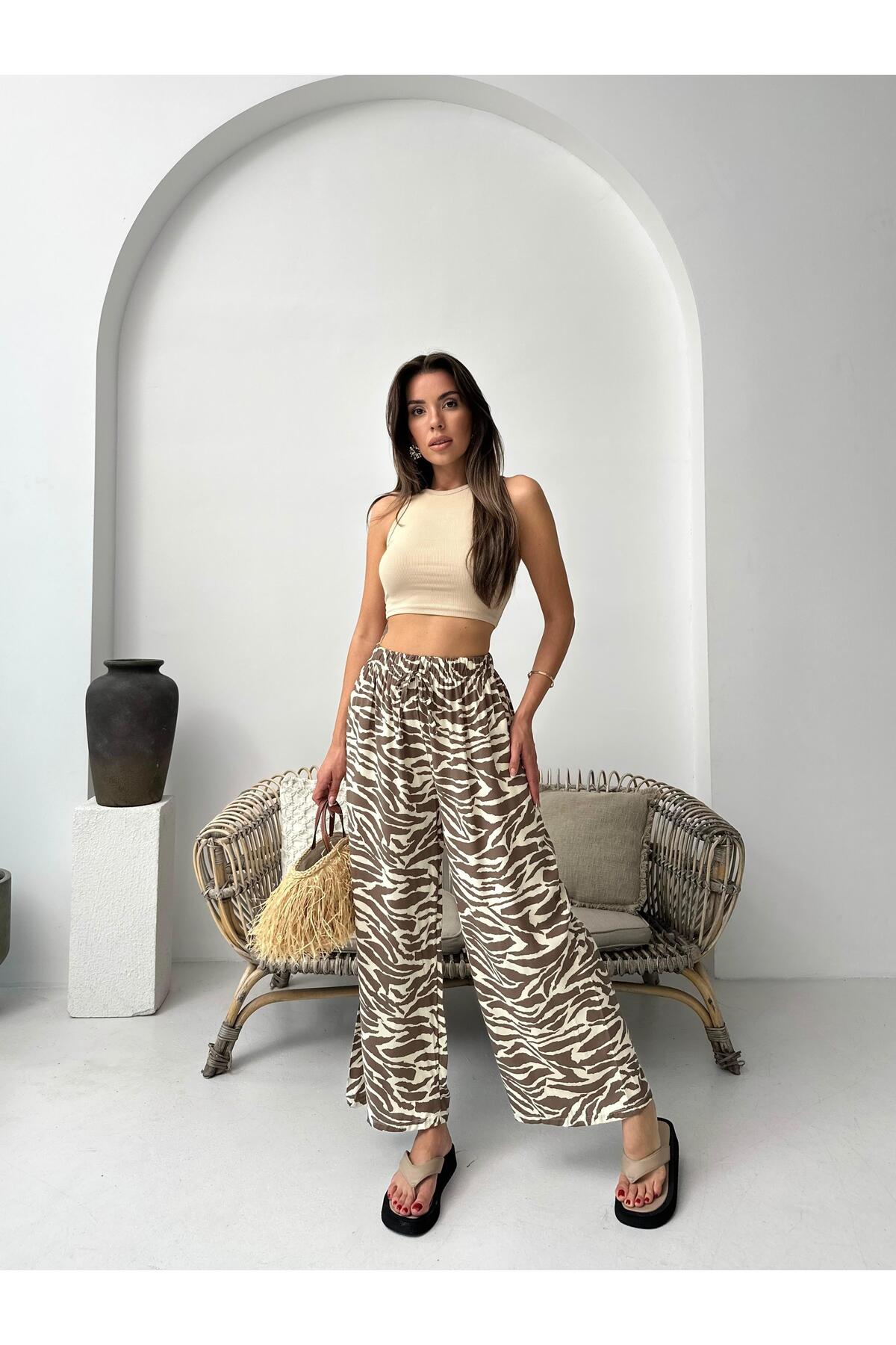 Bej Zebra Desenli Bol Paça Pantolon