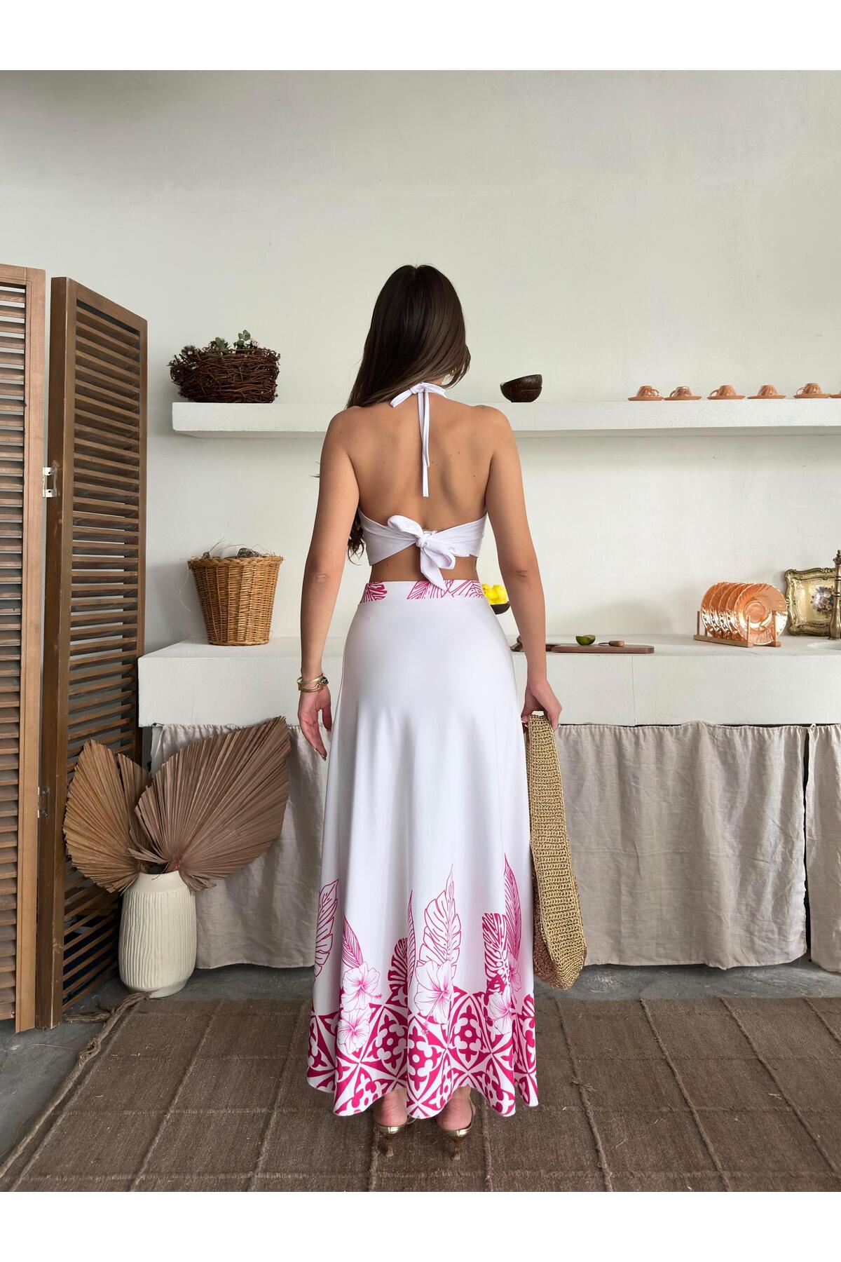 Etnik Desenli Pembe Crop ve Yırtmaçlı Maxi Etek Takım