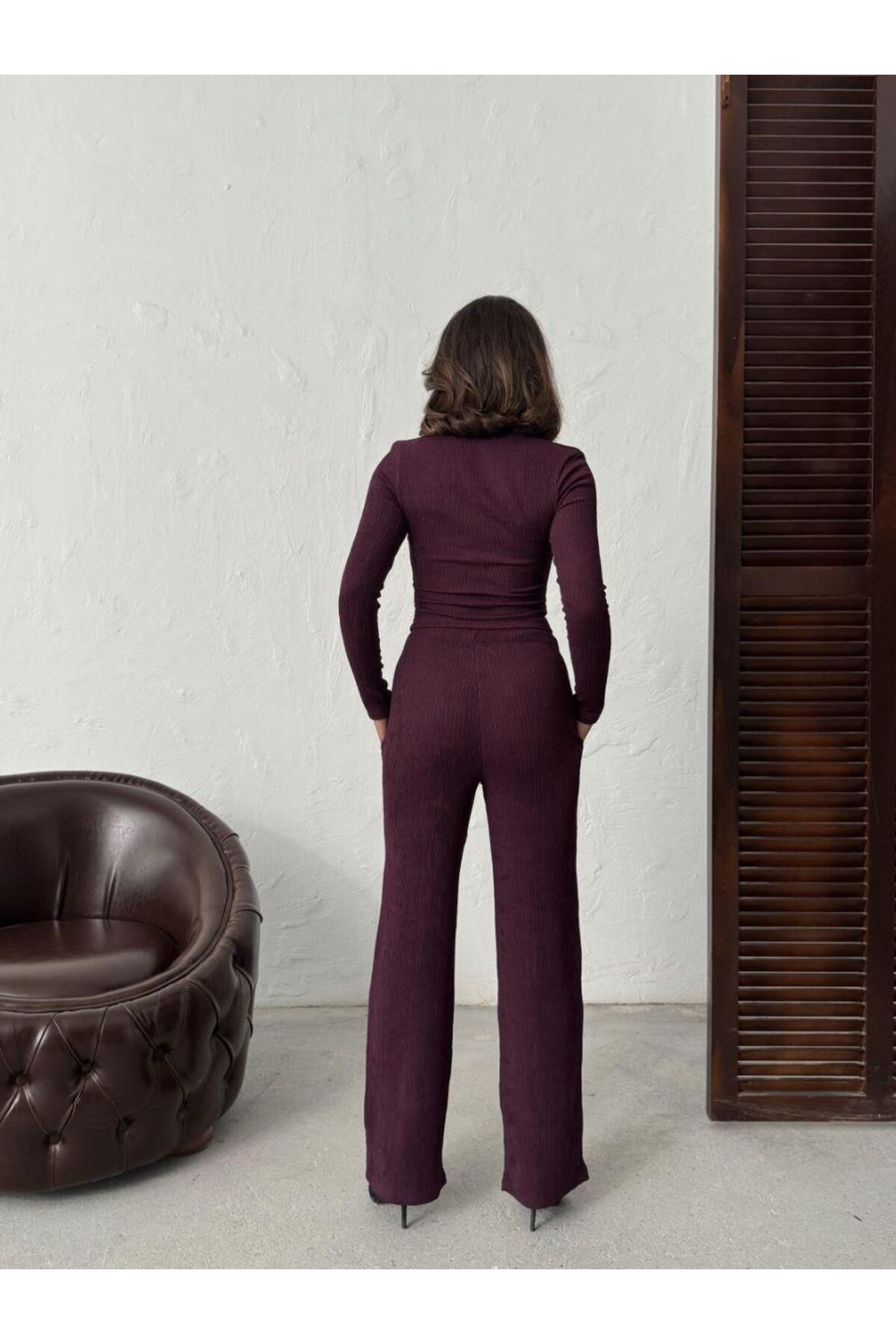 Güneş Broşlu Meloni Kumaş Kare Yaka Crop Alt-Üst Takım