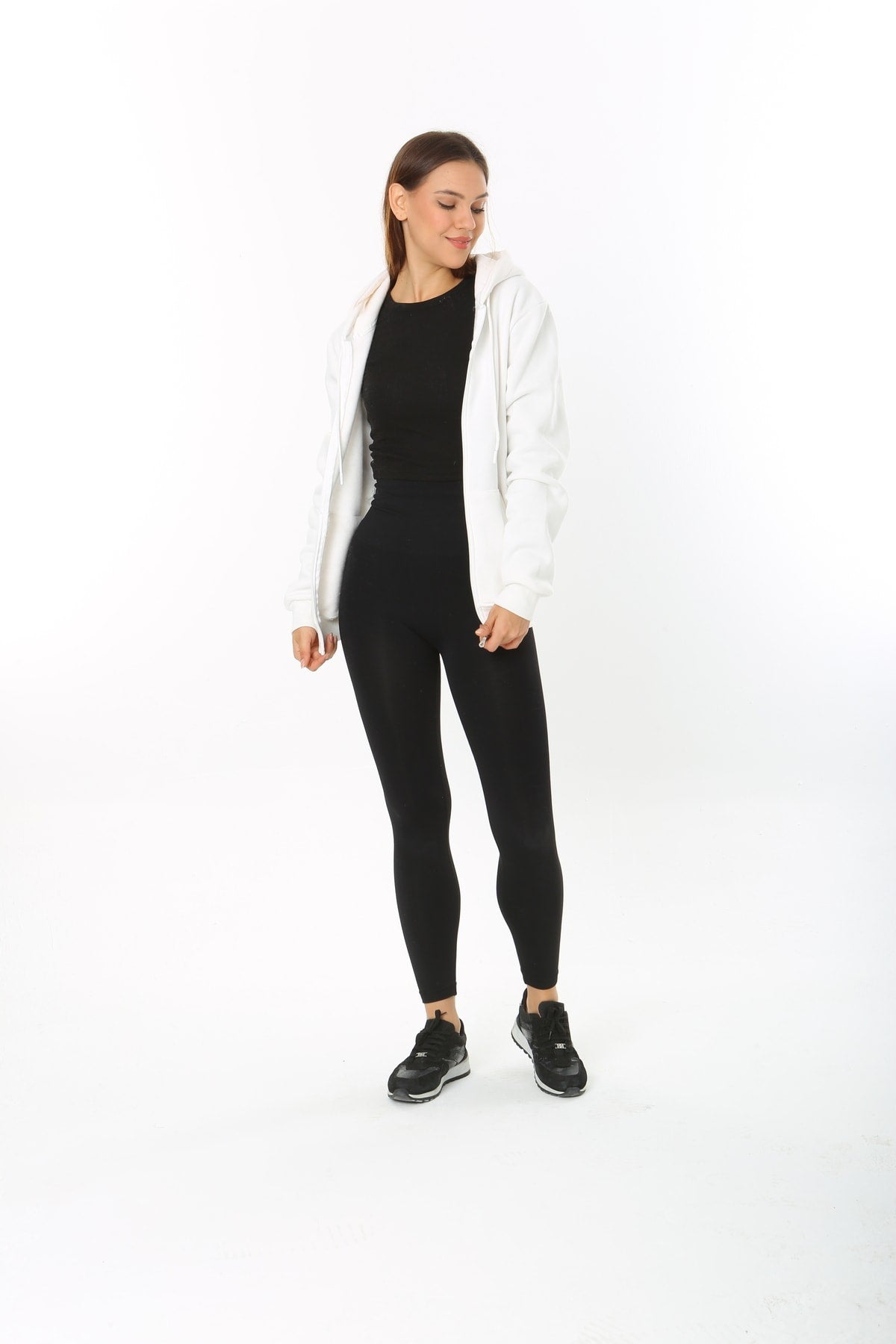 Kadın Beyaz Kapüşonlu Fermuarlı 3 Üç İplik Polar Sweatshirt