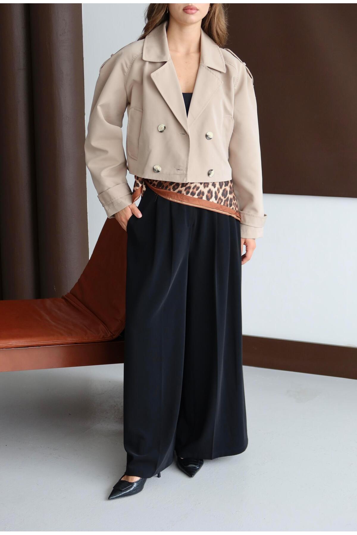 Kısa Kruvaze Crop Trençkot