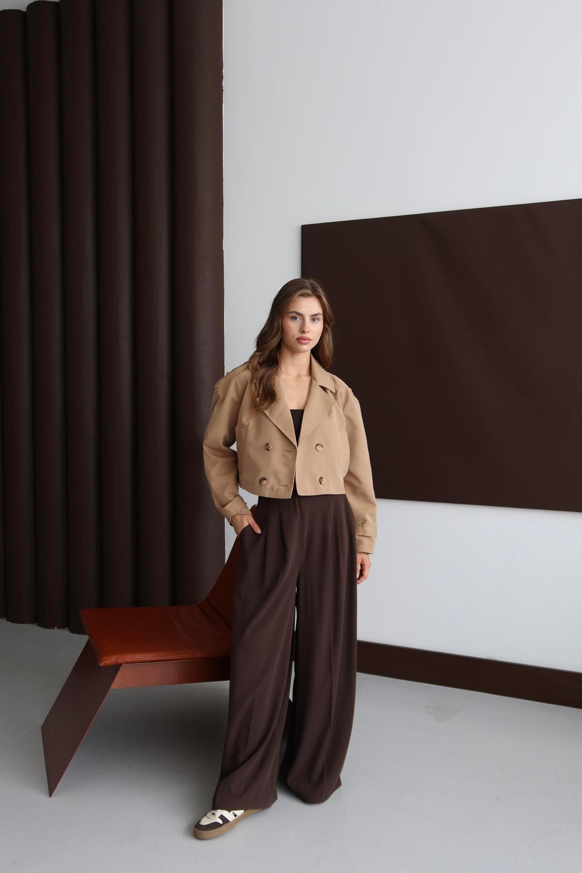 Kısa Kruvaze Crop Trençkot