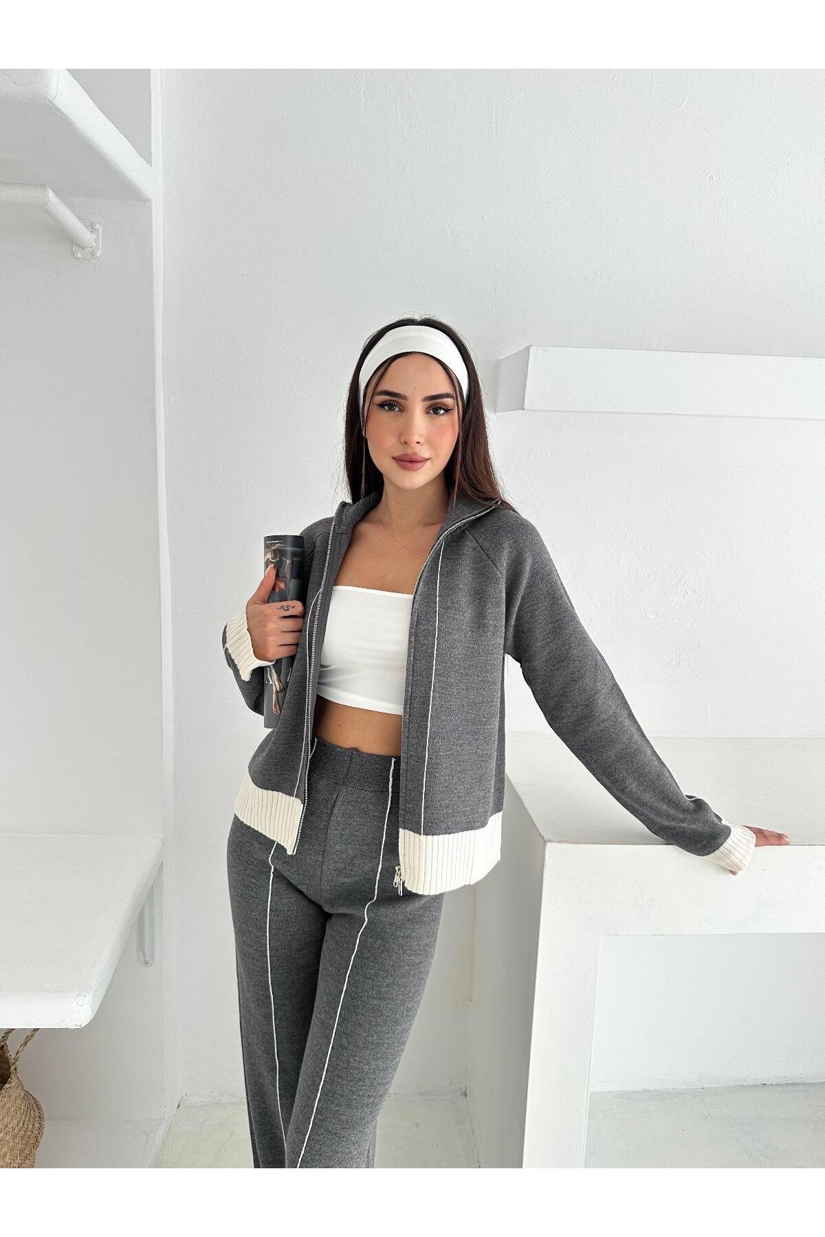 Kontrast Dikişli Çift Yönlü Fermuarlı Dik Yakalı Triko Takım