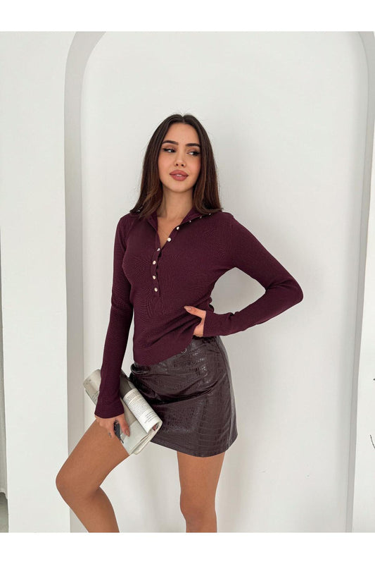 Metal Düğmeli Hakim Yaka (Yarım Balıkçı) Fitilli Triko Kazak