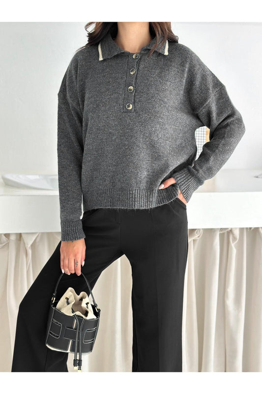 Polo Yaka Düğmeli Yumuşak Dokulu Triko Kazak