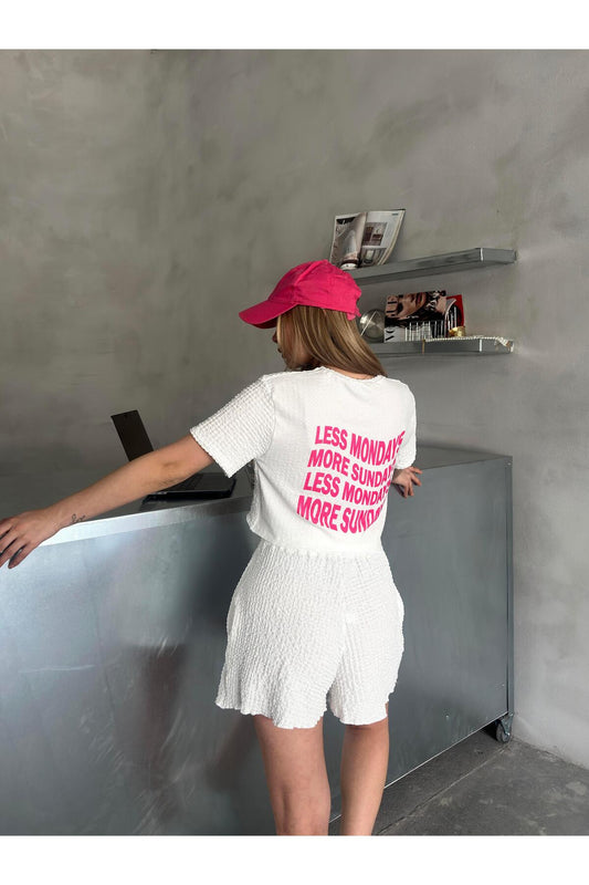 Rahat Fit Dokulu Şortlu Takım